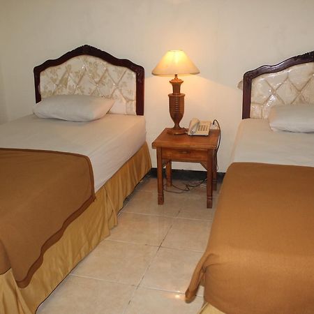 Sinar Bintang Hotel Cepu Zewnętrze zdjęcie