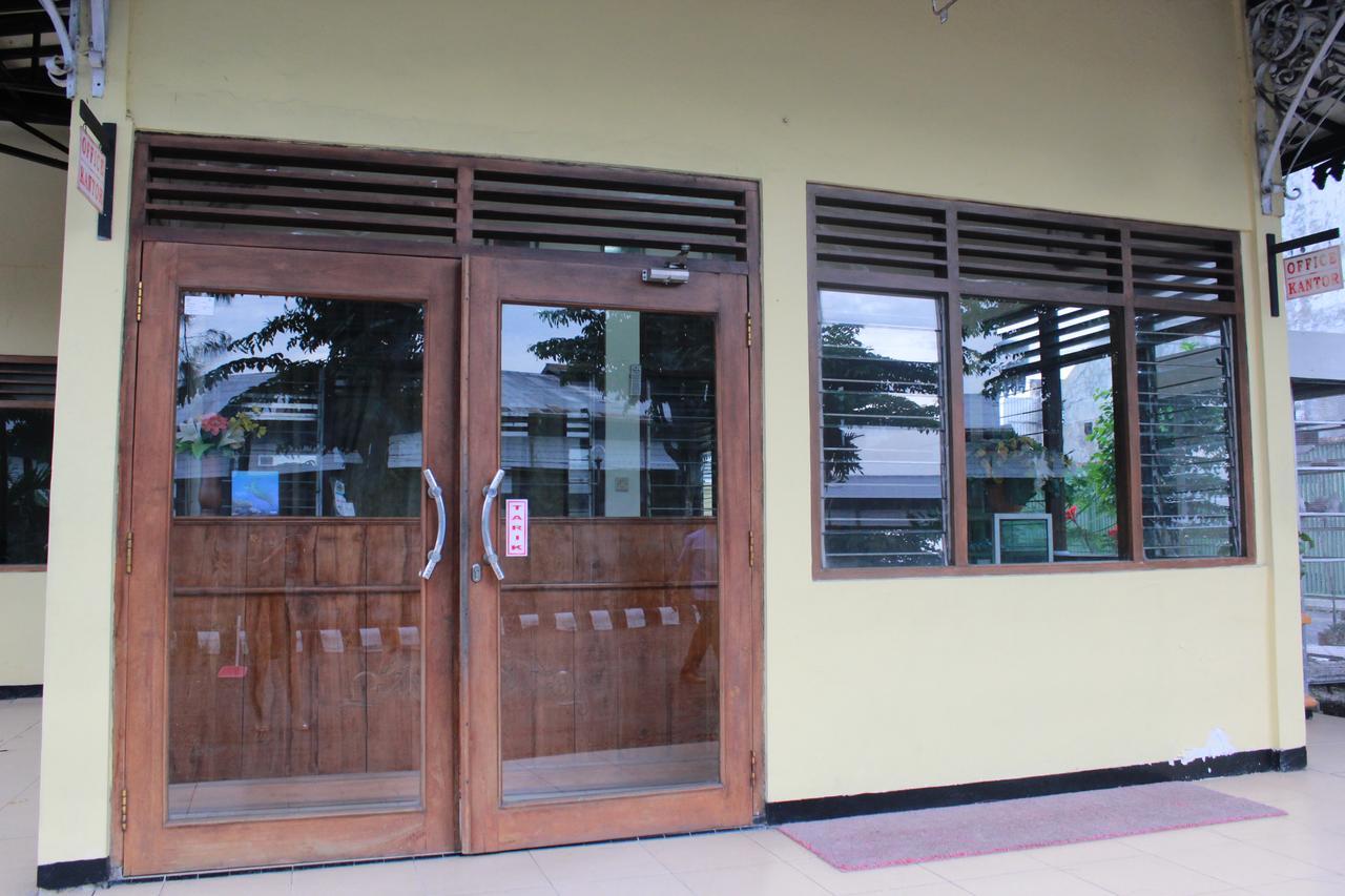 Sinar Bintang Hotel Cepu Zewnętrze zdjęcie